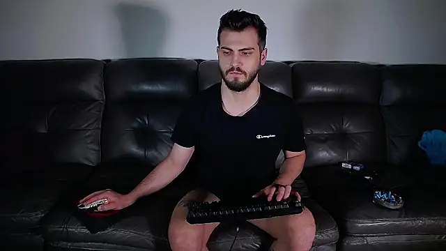 Snapshot of CrazyDom1 chatting on 2, 3, 2026 CrazyDom1 online show from 2, 3, 2026