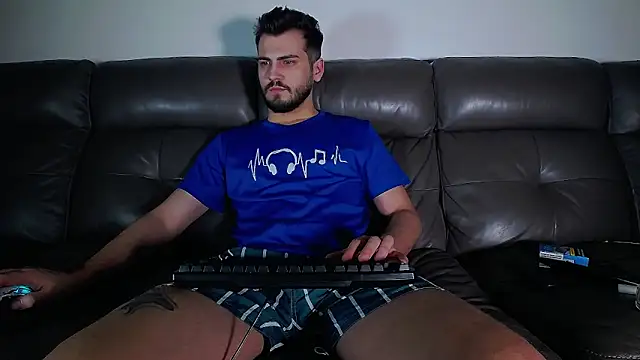 Snapshot of CrazyDom1 chatting on 27, 2, 2026 CrazyDom1 online show from 27, 2, 2026