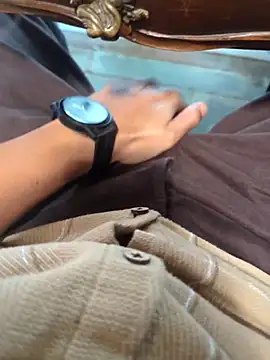  IRRESISTIBLE  online show from 19, 4, 2026