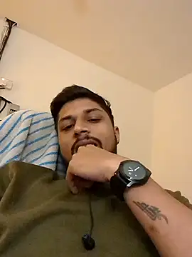  IRRESISTIBLE  online show from 13, 2, 2025