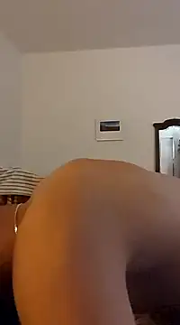  IRRESISTIBLE  online show from 14, 2, 2025