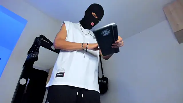 Samuel Suarez online show from 8, 11, 2025