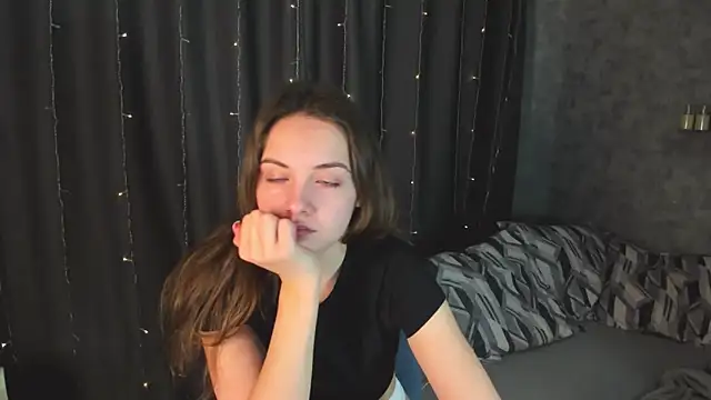 KristinaLoison online show from 22, 2, 2025