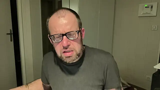 FABIOGLASSES online show from 17, 4, 2026