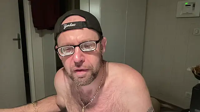 FABIOGLASSES online show from 12, 9, 2025