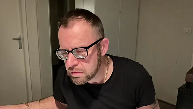 FABIOGLASSES online show from 15, 12, 2024