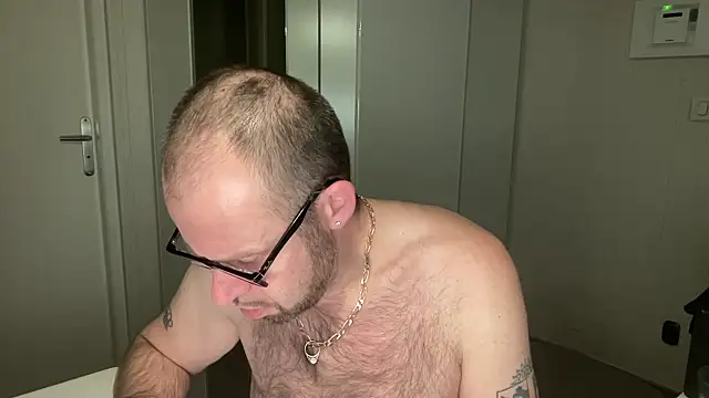 FABIOGLASSES online show from 11, 10, 2025