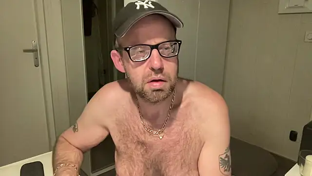 FABIOGLASSES online show from 21, 9, 2025