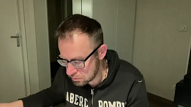 FABIOGLASSES online show from 9, 2, 2025