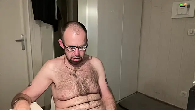 FABIOGLASSES online show from 29, 6, 2026