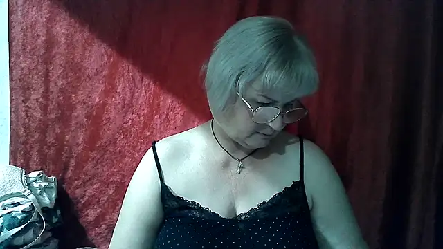 Snapshot of Gina_Marlyn chatting on 2, 6, 2026 Gina Marlyn online show from 2, 6, 2026