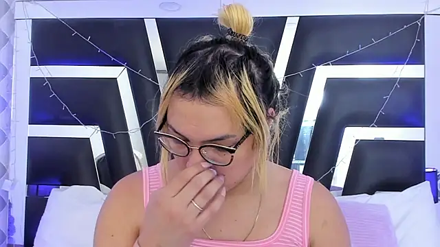 katya kozlov online show from 3, 3, 2026