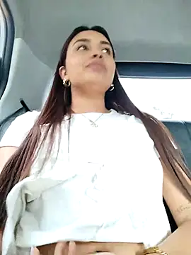 aisha es online show from 26, 9, 2025