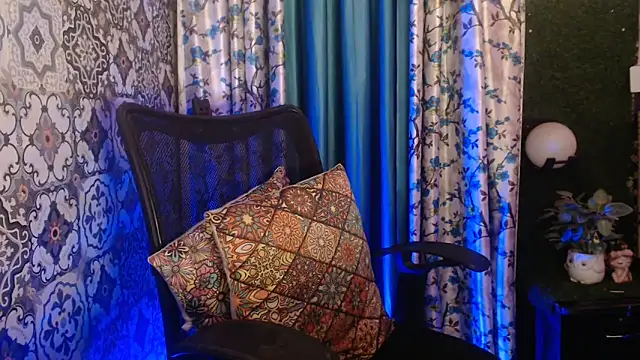 The Divine Love online show from 7, 5, 2026
