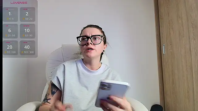 Snapshot of Arya_starrk chatting on 9, 3, 2025 Arya starrk online show from 9, 3, 2025