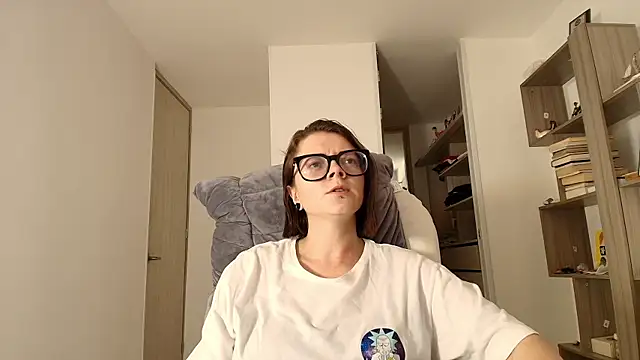 Snapshot of Arya_starrk chatting on 1, 10, 2025 Arya starrk online show from 1, 10, 2025