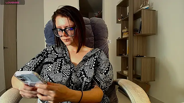 Snapshot of Arya_starrk chatting on 8, 11, 2025 Arya starrk online show from 8, 11, 2025