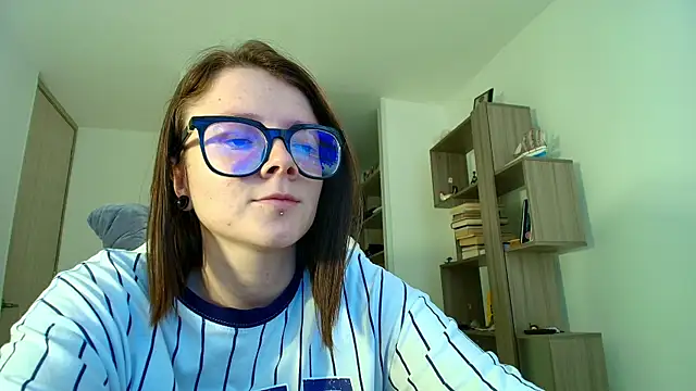 Snapshot of Arya_starrk chatting on 11, 9, 2025 Arya starrk online show from 11, 9, 2025