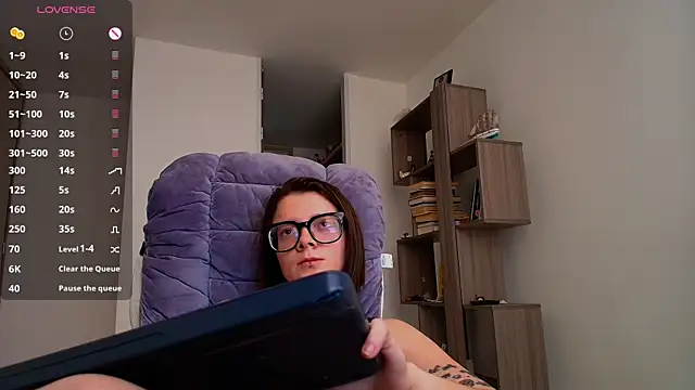 Snapshot of Arya_starrk chatting on 18, 10, 2025 Arya starrk online show from 18, 10, 2025