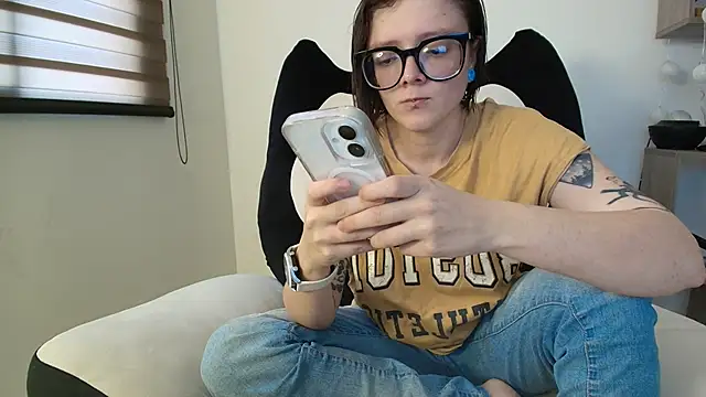 Arya starrk online show from 11, 2, 2026