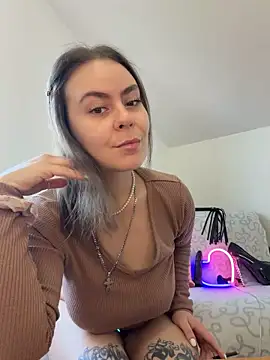 Stoned-baby69 online show from 4, 5, 2026