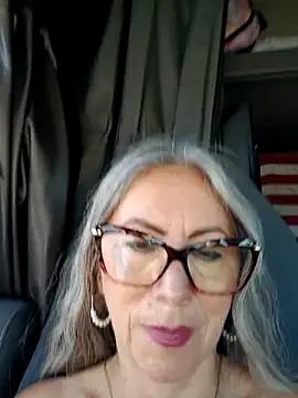 EvaRobinson online show from 20, 3, 2025