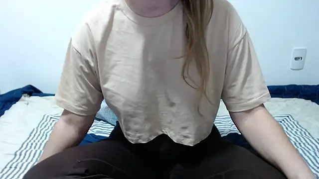 Laiara22 online show from 28, 5, 2026