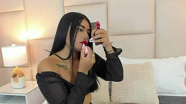 AntoniaRoss  online show from 6, 1, 2026