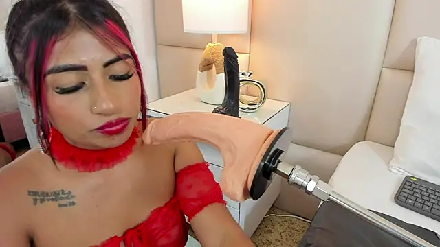 AntoniaRoss  online show from 14, 2, 2025