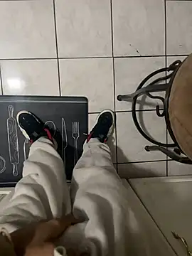 Snapshot of dingoding chatting on 5, 1, 2025 dingoding online show from 5, 1, 2025