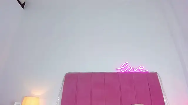 Valentinamolina  online show from 19, 3, 2026