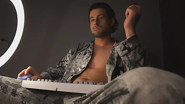 Keen   Luckystrike online show from 10, 3, 2025