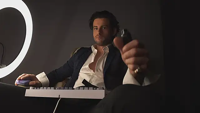 Keen   Luckystrike online show from 9, 3, 2025