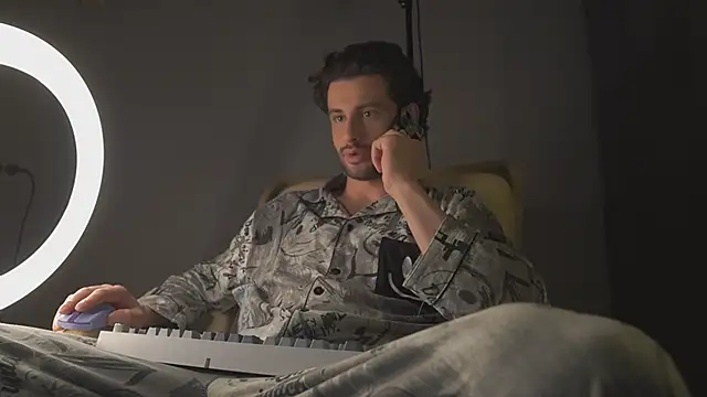 Keen   Luckystrike online show from 17, 3, 2025