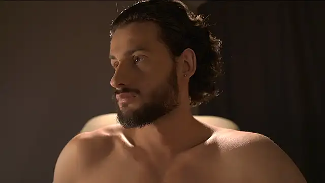 Keen   Luckystrike online show from 5, 4, 2026