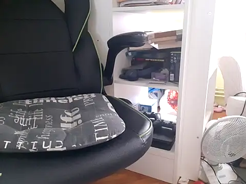 feathersify online show from 28, 10, 2025