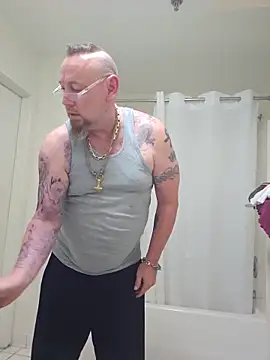 Littledick007007 online show from 23, 9, 2025