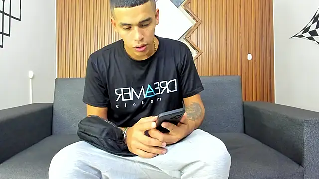 yeckodream online show from 10, 3, 2025