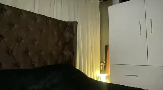 Snapshot of Lilly_cruz chatting on 13, 3, 2025 Lilly cruz online show from 13, 3, 2025