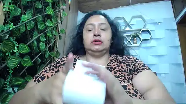 TistMature online show from 16, 12, 2025