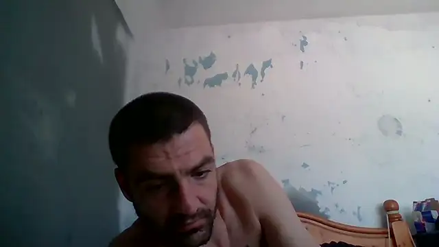 ThatGuyNextDoor1992 online show from 28, 9, 2025