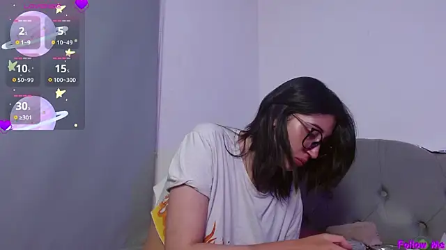 Red-moon1 online show from 3, 10, 2025