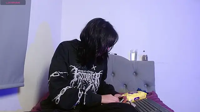 Red-moon1 online show from 23, 9, 2025