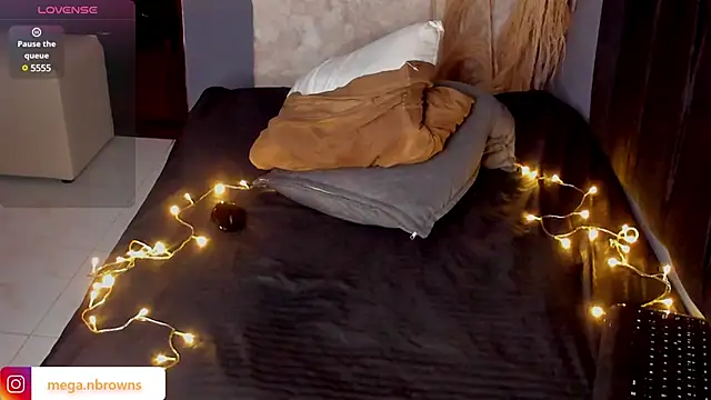 Megan browns1 online show from 15, 3, 2025