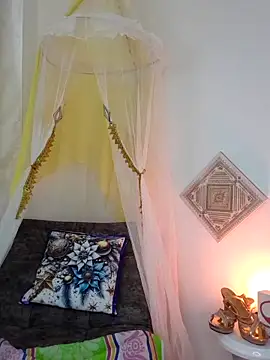 sophiaamethystt online show from 20, 2, 2025