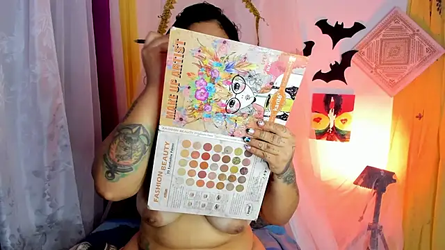 sophiaamethystt online show from 14, 10, 2025