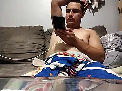 Snapshot of thickcocklatino chatting on 25, 10, 2025 thickcocklatino online show from 25, 10, 2025