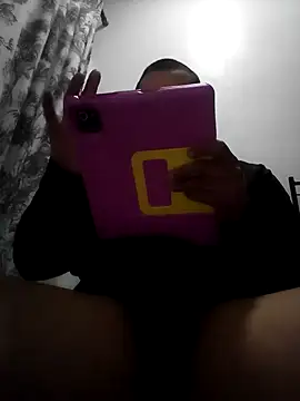 Snapshot of thickcocklatino chatting on 2, 1, 2025 thickcocklatino online show from 2, 1, 2025