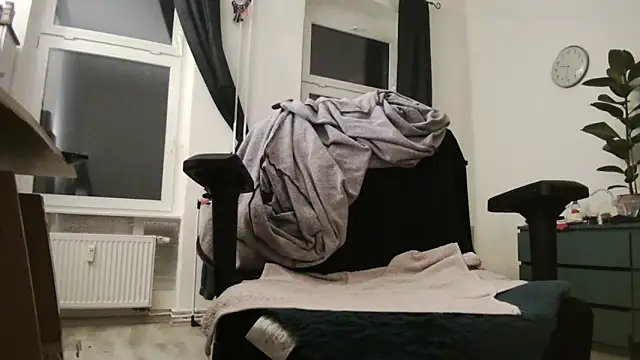 chubbysmallcockxh online show from 28, 3, 2026