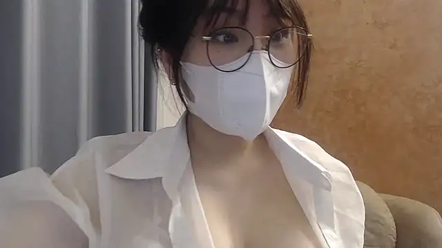 Onee-Chew online show from 30, 12, 2024